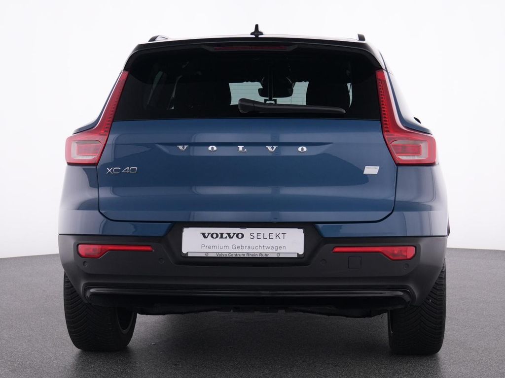 Volvo XC40 Core Recharge Pure Electric