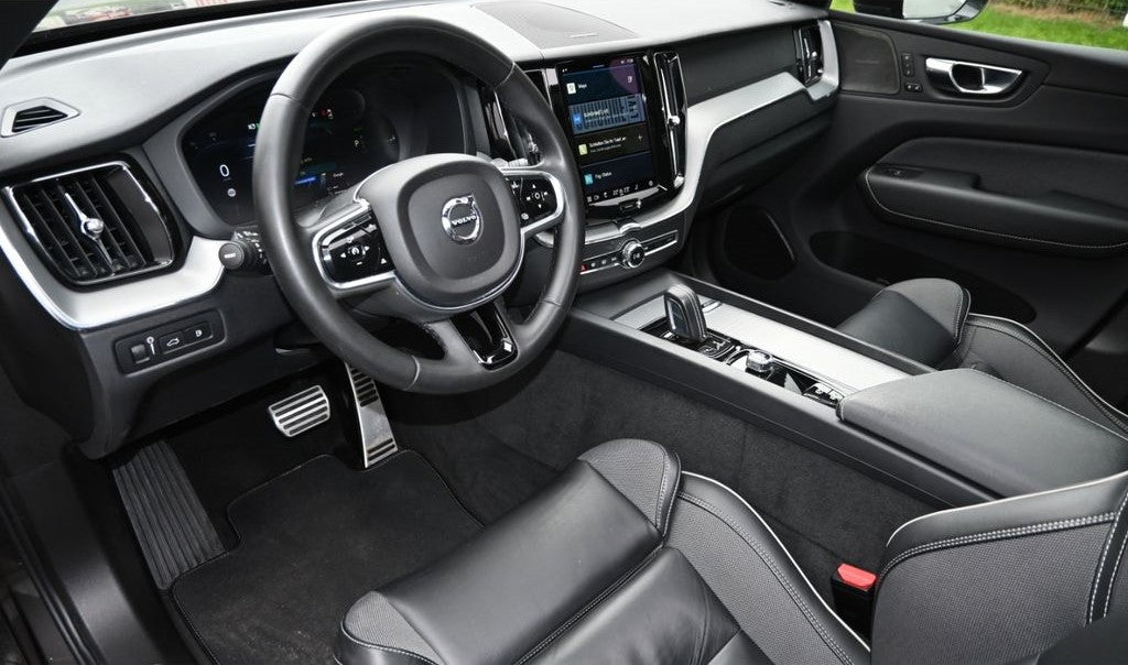 Volvo XC60 T6 AWD Recharge R-Design