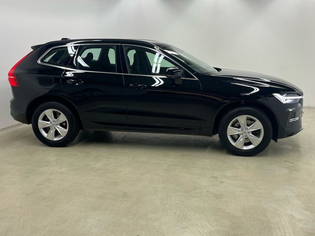 Volvo XC60 B4 Diesel Momentum Pro