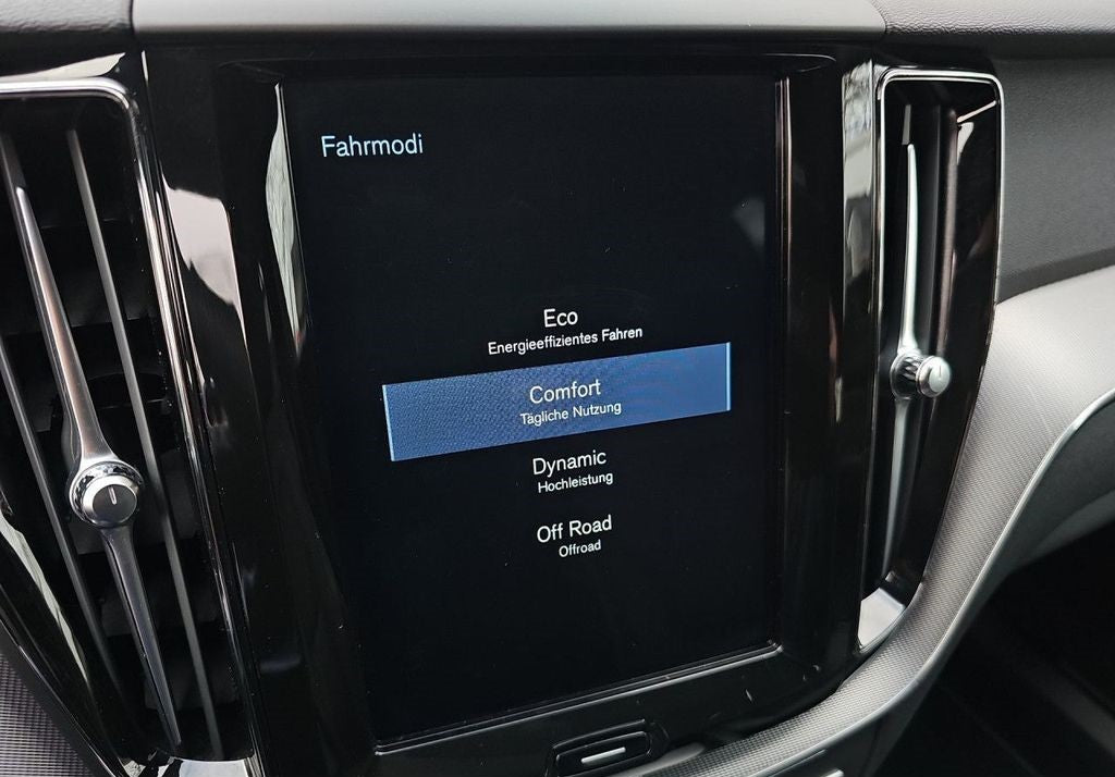 Volvo XC60 D4 R-Design