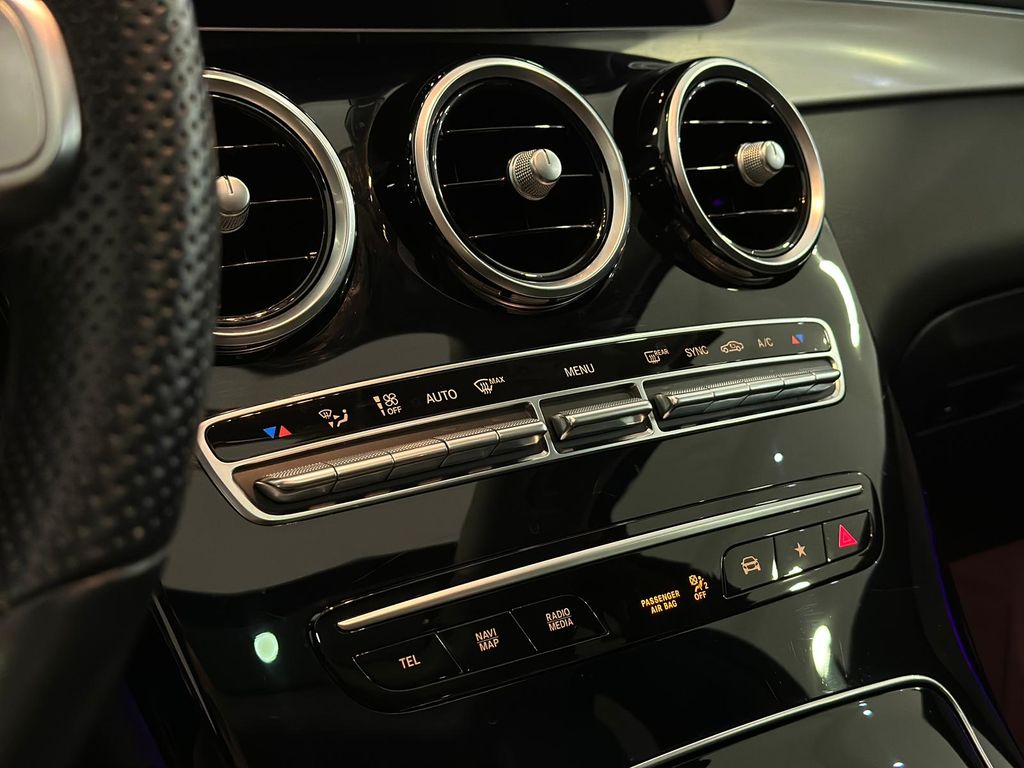 Mercedes-Benz GLC 200 AMG-Line 4M