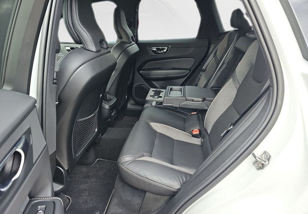 Volvo XC60 D4 R-Design