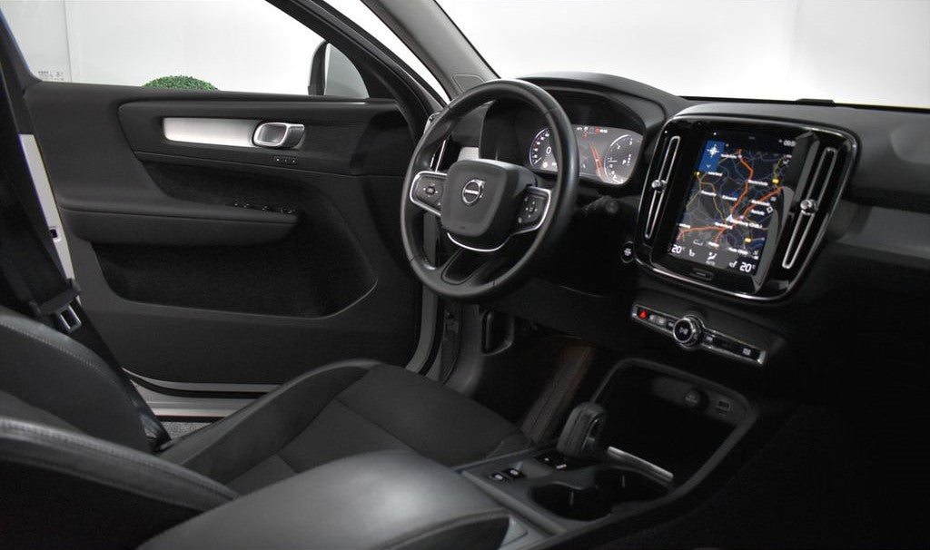 Volvo XC40 D3 Momentum Pro