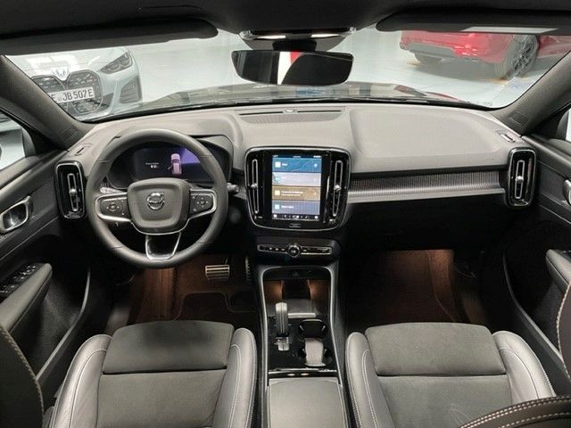 Volvo XC40 Recharge Twin Plus Pure Electric AWD