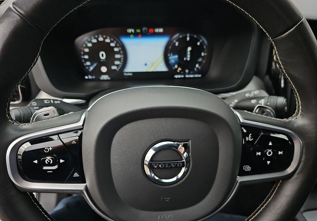 Volvo XC60 D4 R-Design