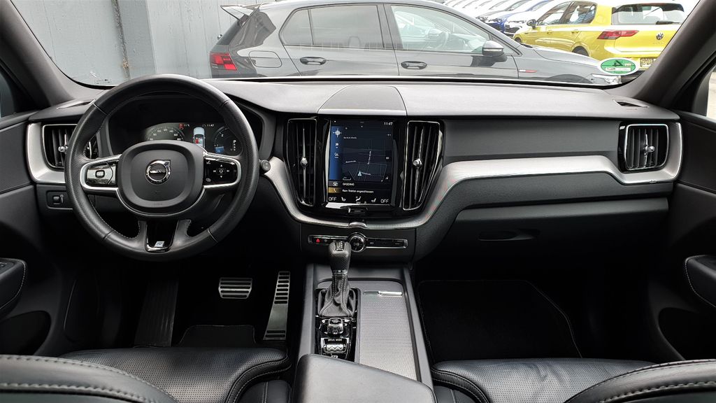 Volvo XC60 D5 AWD R Design