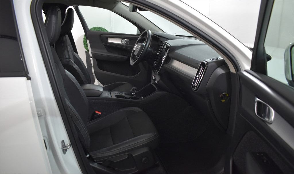 Volvo XC40 D3 Momentum Pro