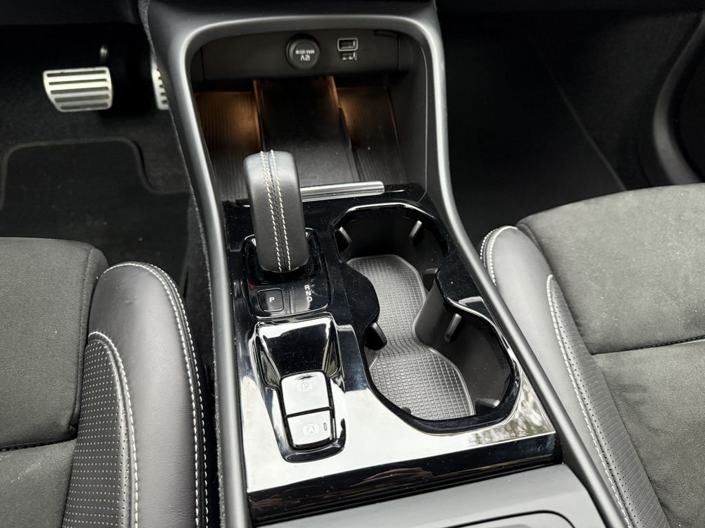 Volvo XC40 R Design AWD Xenon