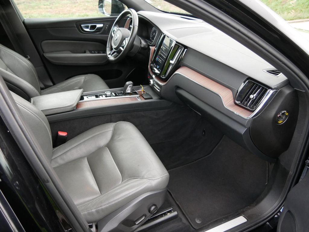 Volvo XC60 2.0 T8 Twin Motor AWD Inscription