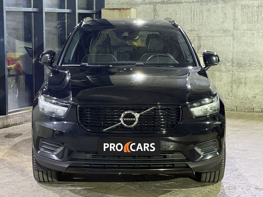 Volvo XC40 R Design AWD Xenon