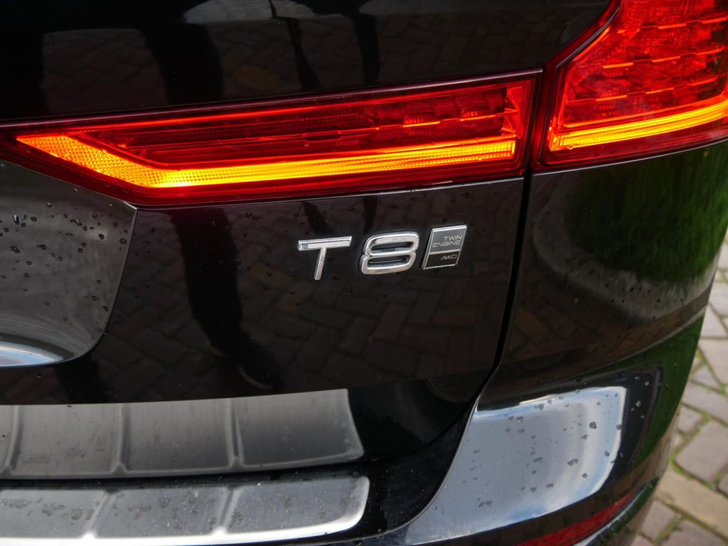 Volvo XC60 2.0 T8 Twin Motor AWD Inscription