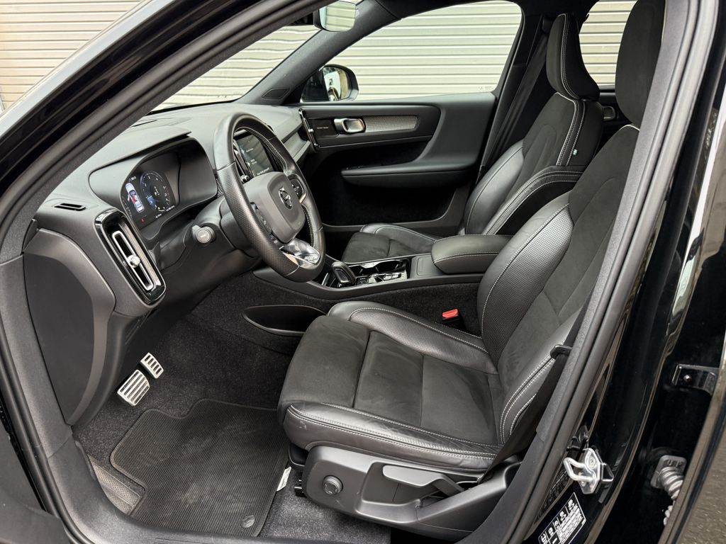 Volvo XC40 R Design AWD Xenon