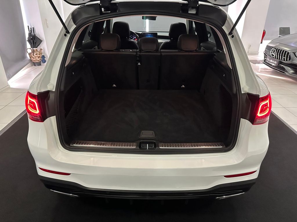 Mercedes-Benz GLC 200 AMG-Line 4M