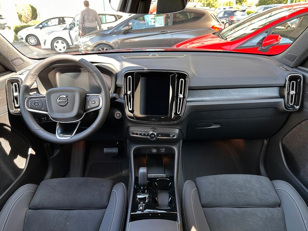 Volvo XC40 T4 Recharge Plus Bright