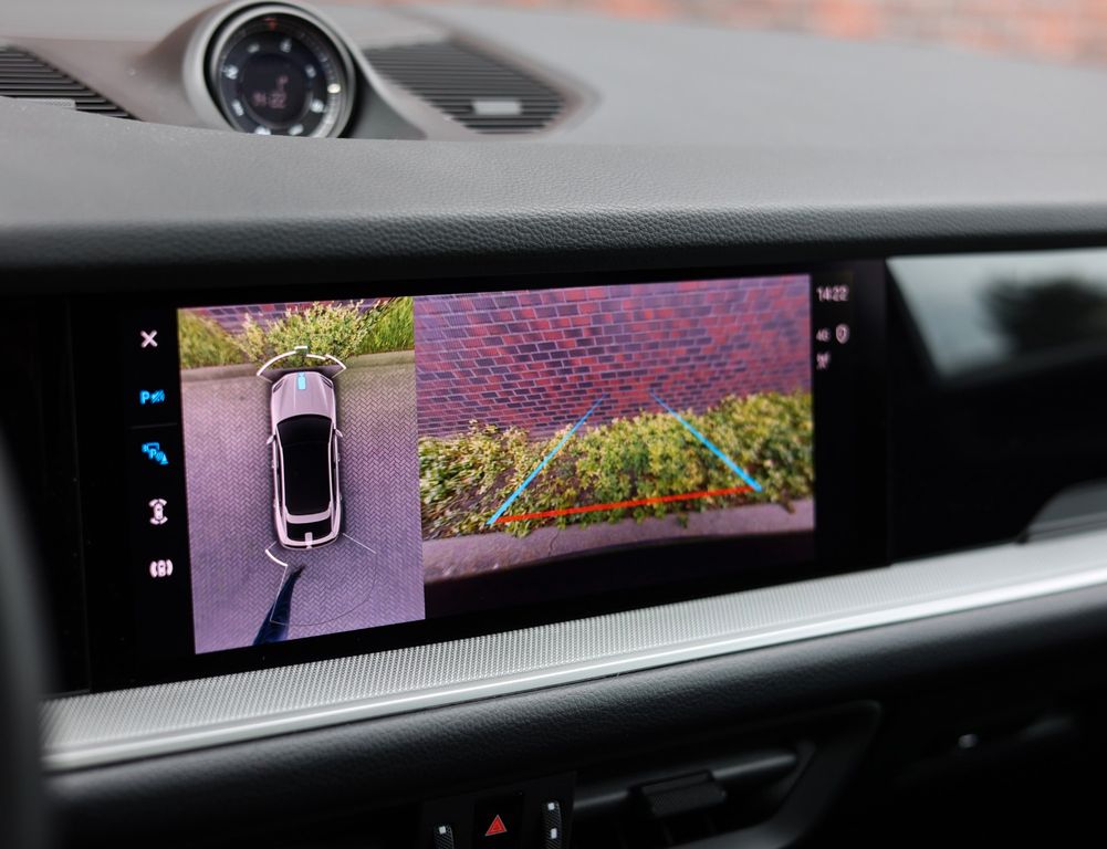 Porsche Cayenne Coupe E-Hybrid BOSE