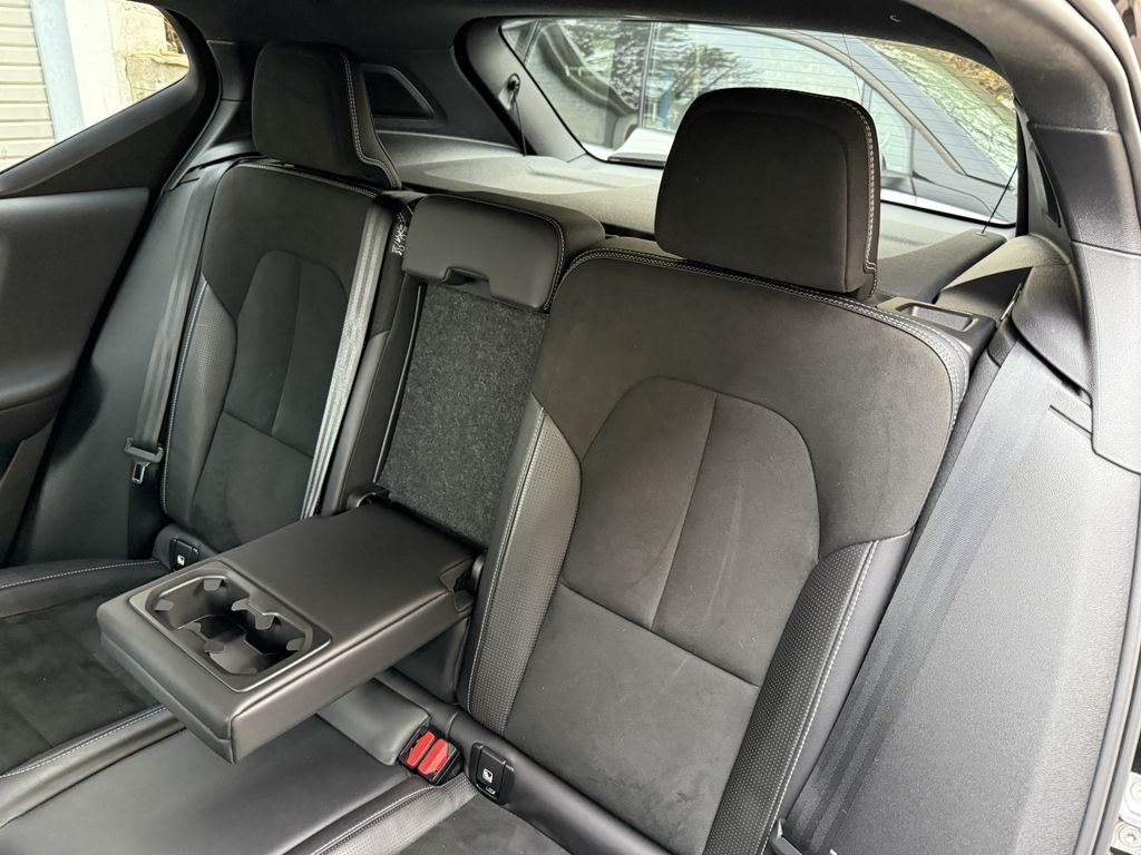 Volvo XC40 R Design AWD Xenon