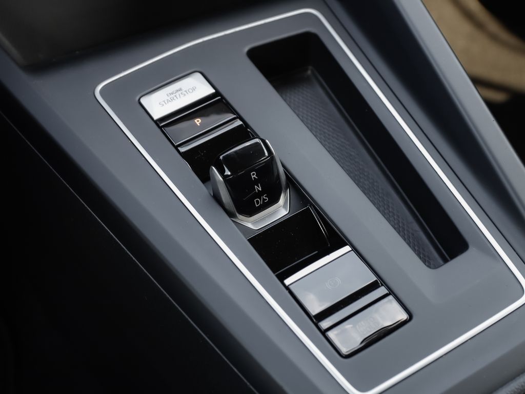 Volkswagen Golf 8 LIFE 1.5 eTSI