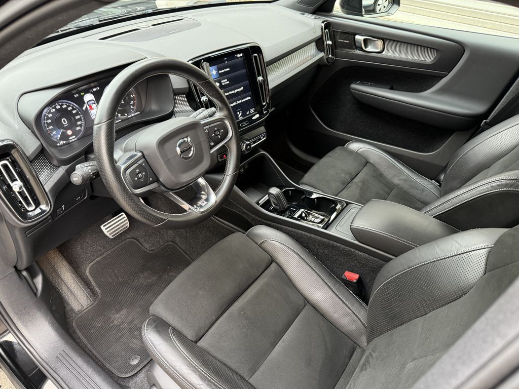Volvo XC40 R Design AWD Xenon