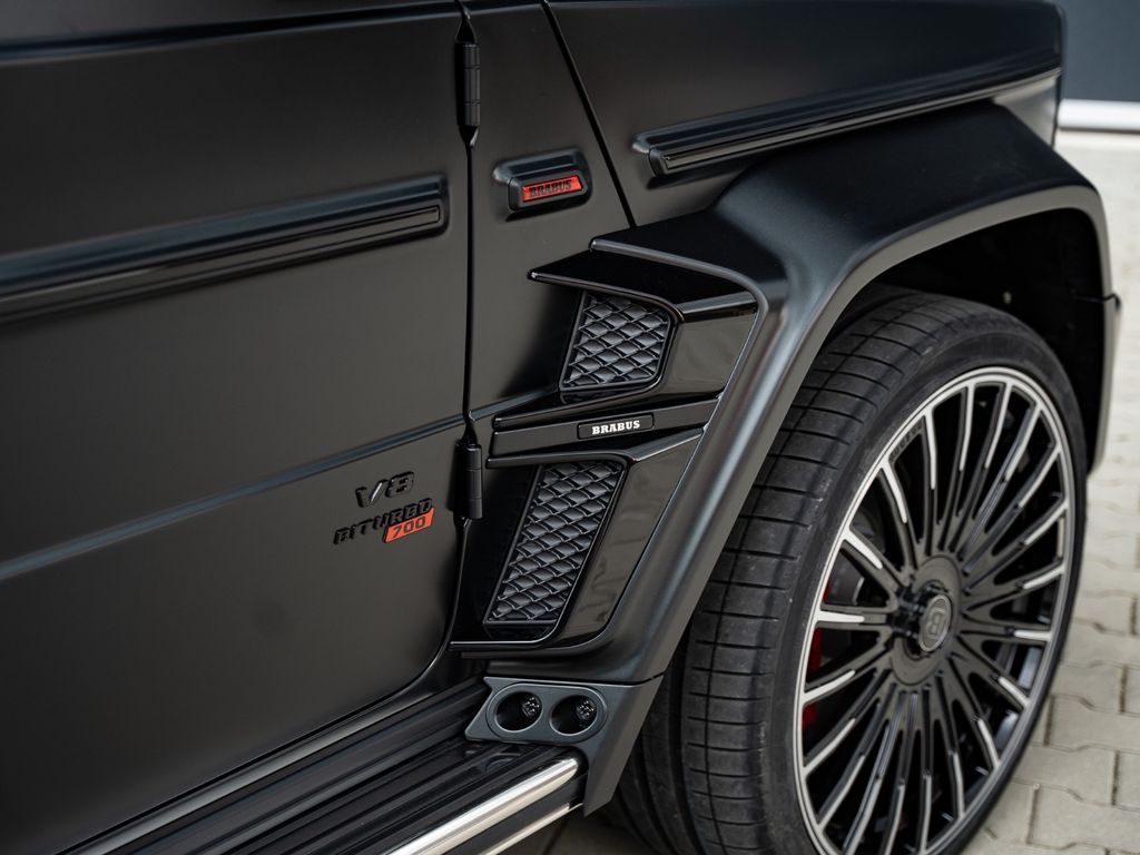 Mercedes-Benz Brabus 700 Widestar