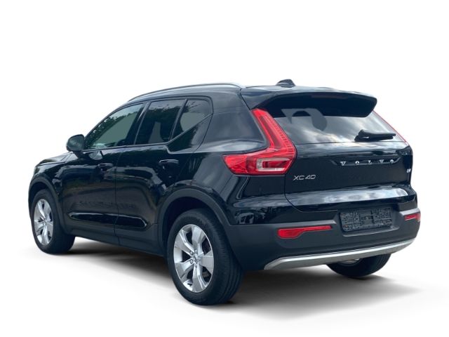 Volvo XC40 Momentum Pro 2WD B4