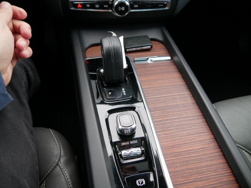 Volvo XC60 2.0 T8 Twin Motor AWD Inscription