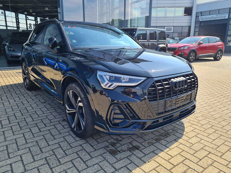 Audi Q3 45 TFSI-e S line