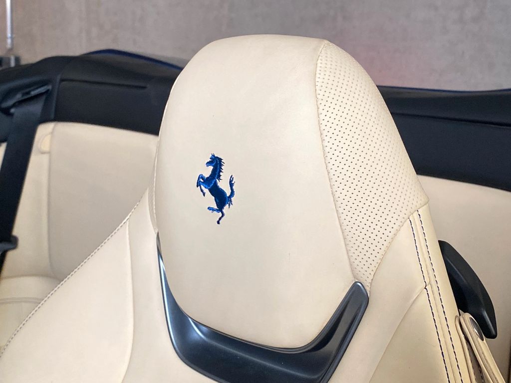 Ferrari Portofino Blu Mirabeau