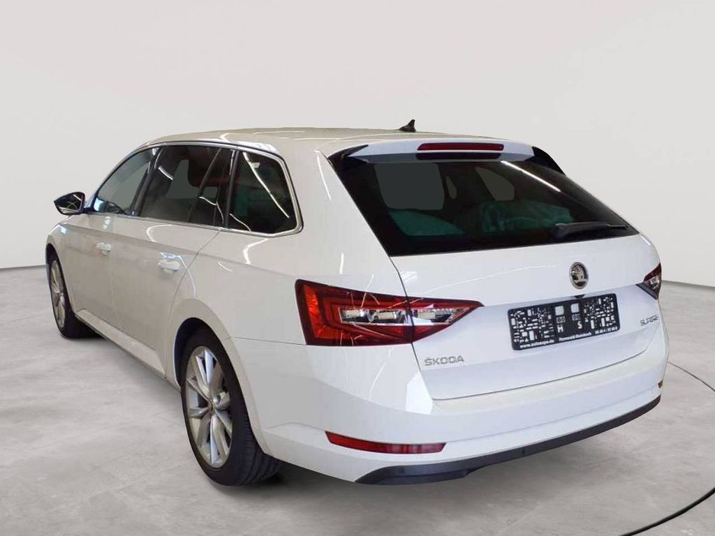 Skoda Superb Combi 2.0 TDI Style