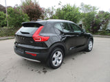 Volvo XC40 Momentum Pro