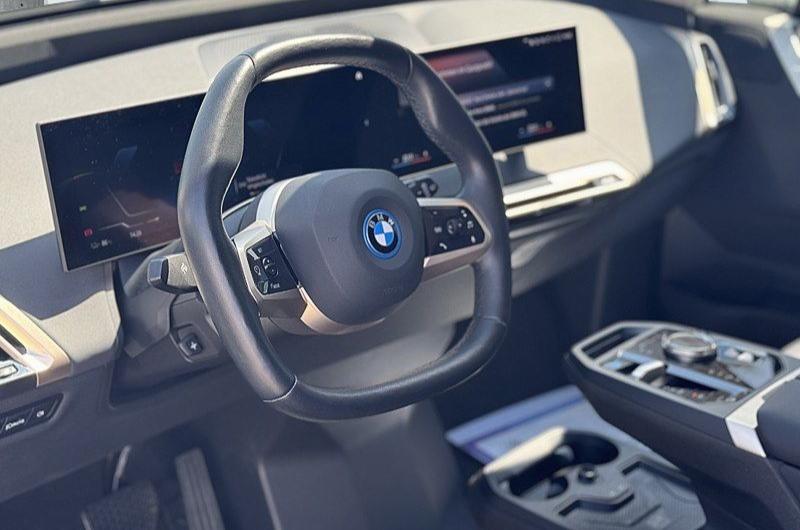 BMW iX xDrive40