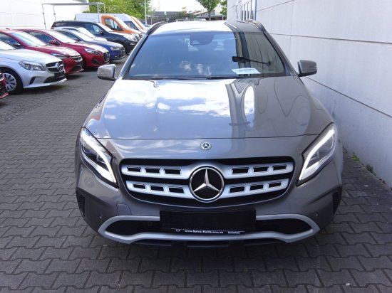 Mercedes-Benz GLA 180 Style