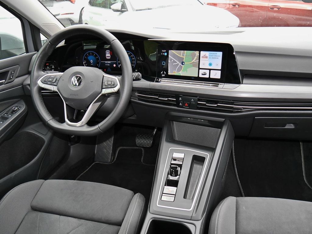 Volkswagen Golf 8 1.5 eTSI Style