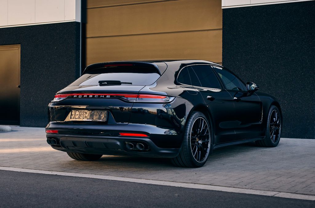 Porsche Panamera 4 E-Hybrid Sport Turismo