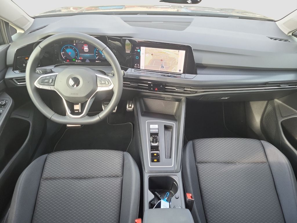 Volkswagen Golf 8 2.0 TDI