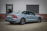 Volvo S60 Plus Dark B4