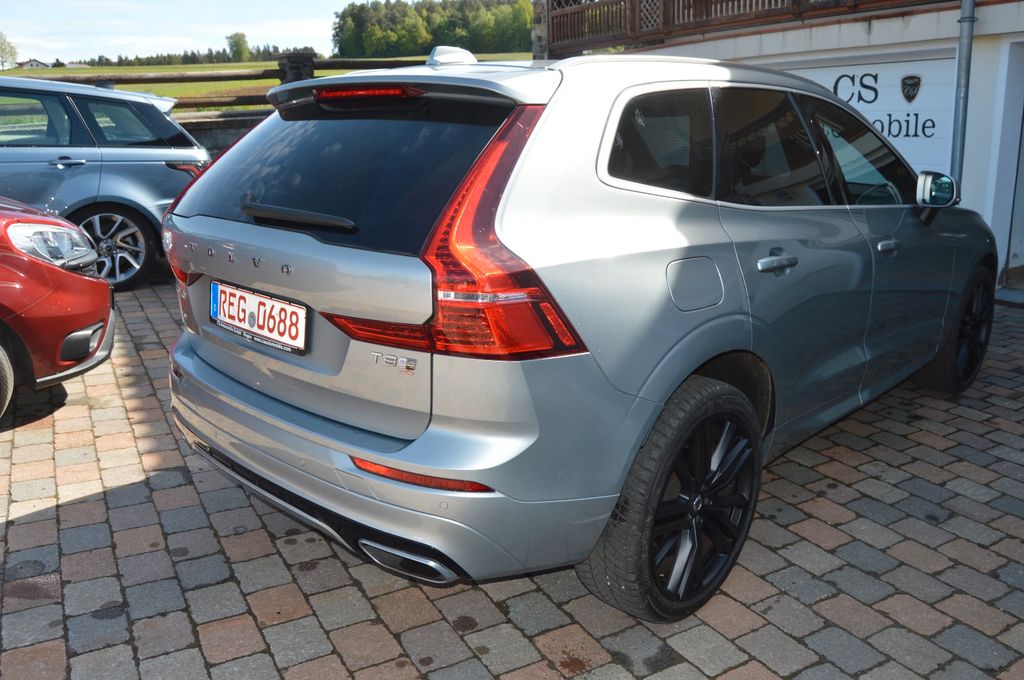 Volvo XC60 R Design T8 Plug-In Hybrid