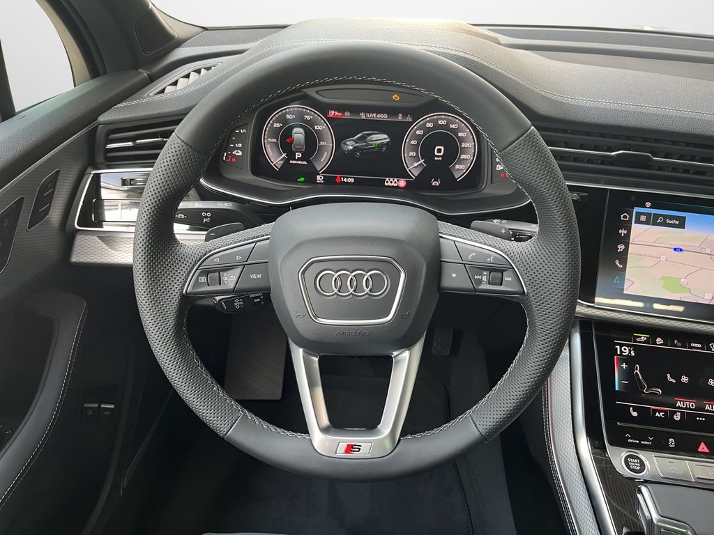 Audi Q7 SUV 55 TFSIe Quattro S line