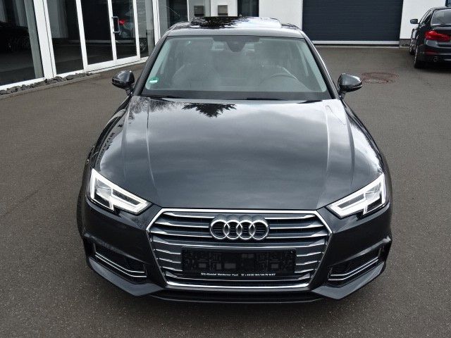 Audi A4 2.0 TDI S-line