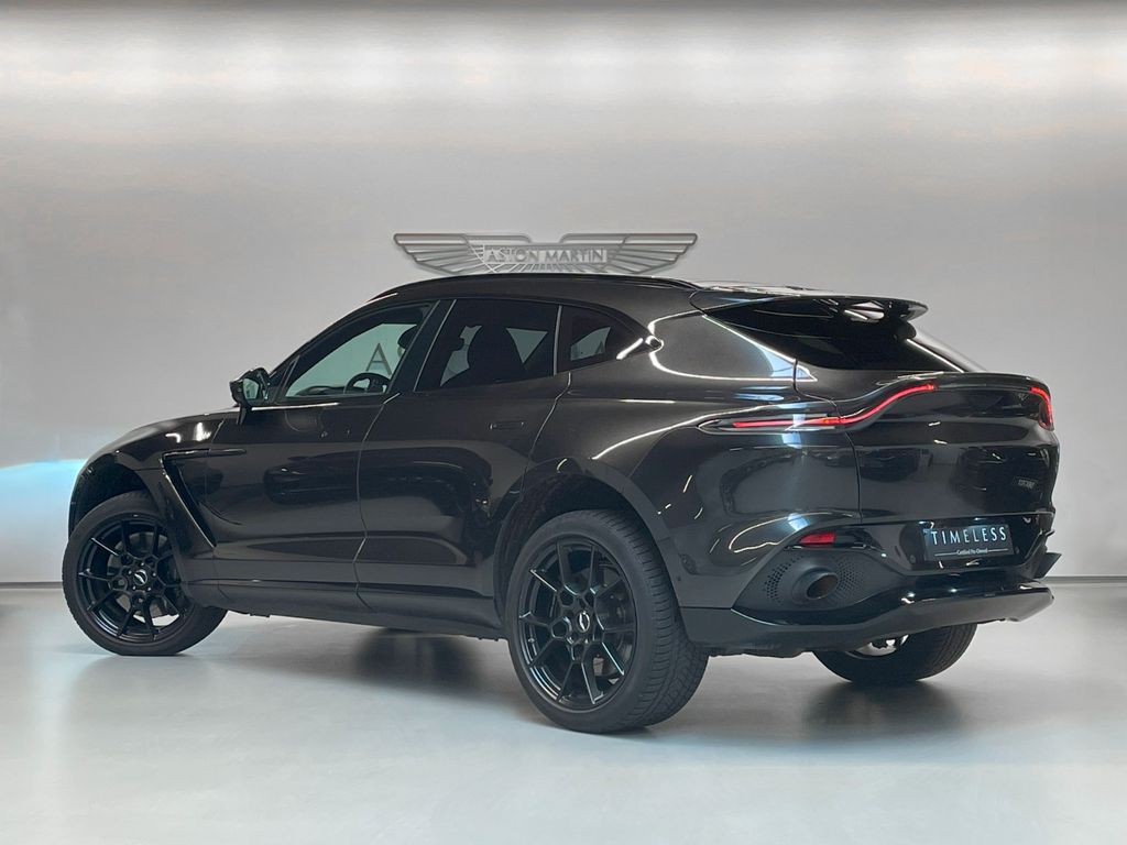 Aston Martin DBX