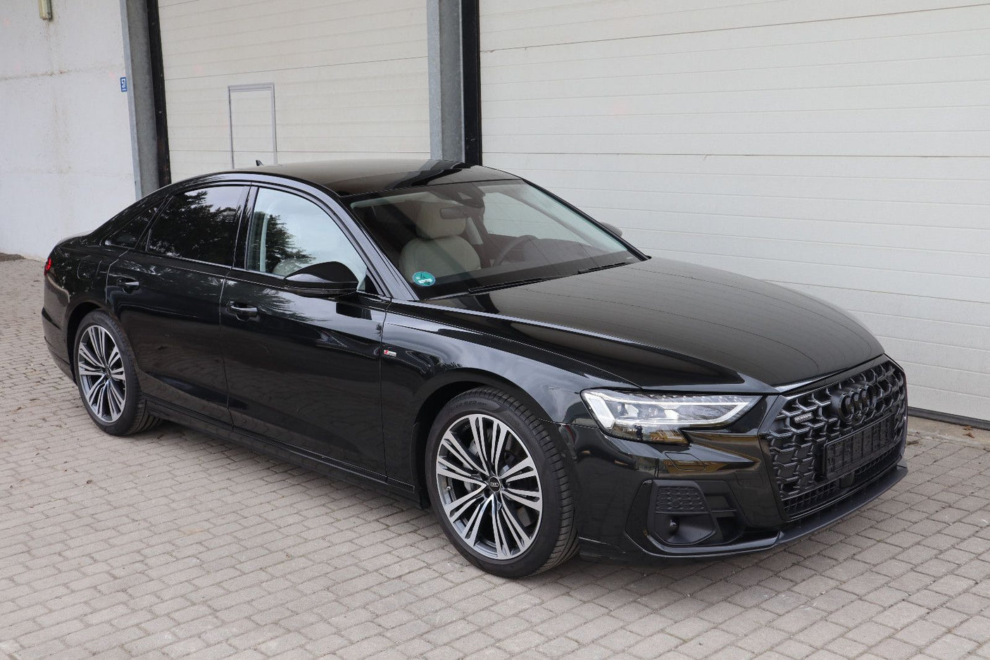 Audi A8 55 TFSI q S-LINE