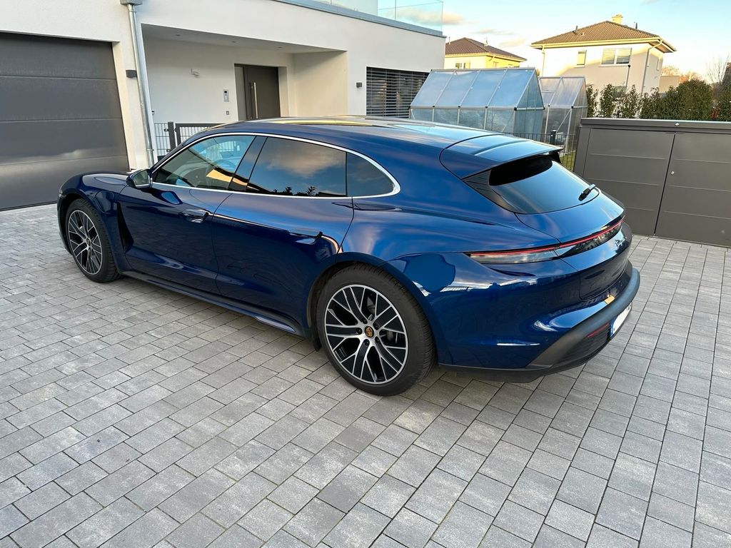 Porsche Taycan Sport Turismo