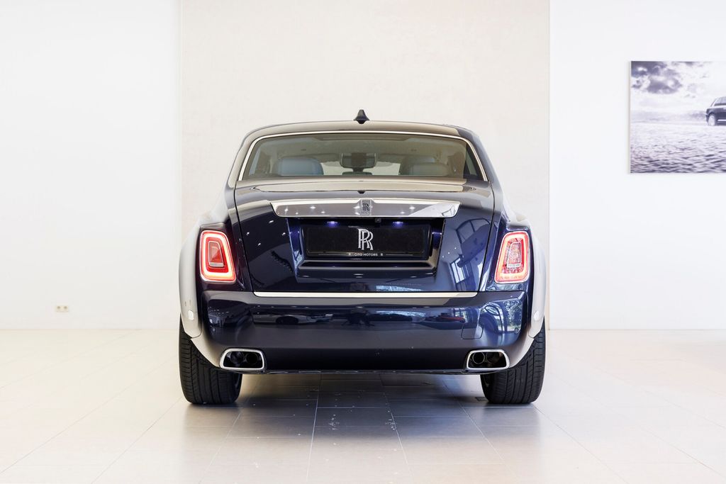 Rolls-Royce Phantom 6.7 V12 SERIES II