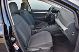 Volkswagen Golf 8 1.0 eTSI