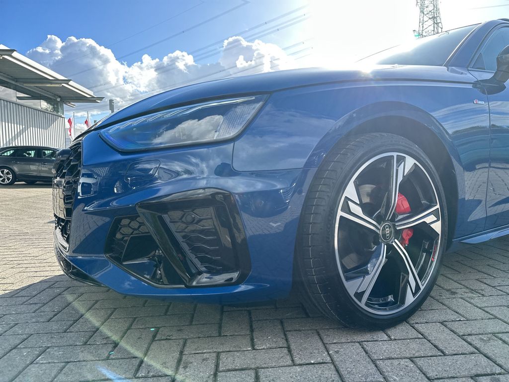 Audi A4 Avant 40 TDI S-line Competition Edition