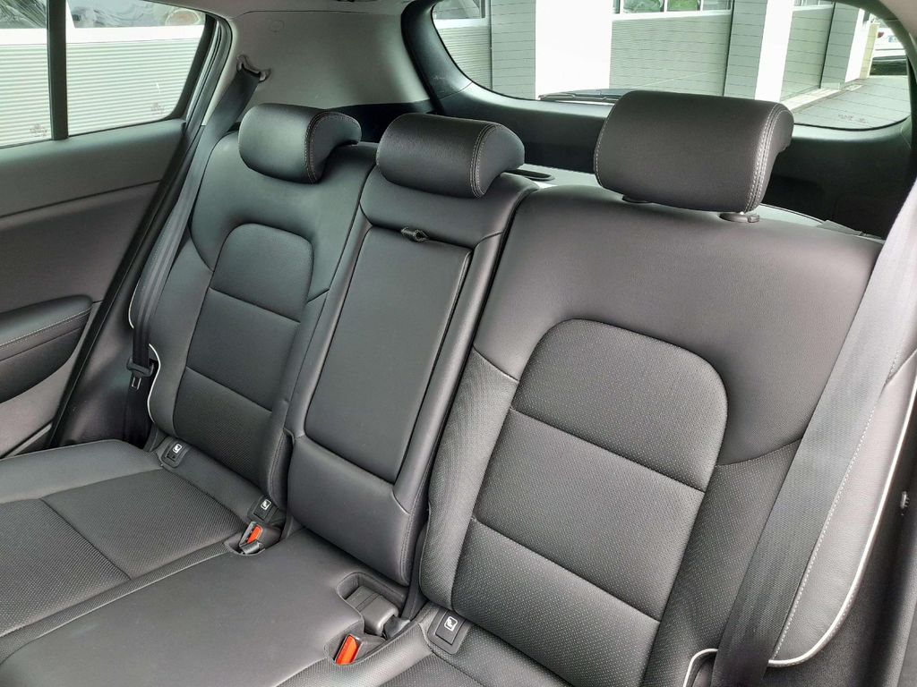 Kia Sportage Black Edition 1.6D 48V AWD DCT7 Premium