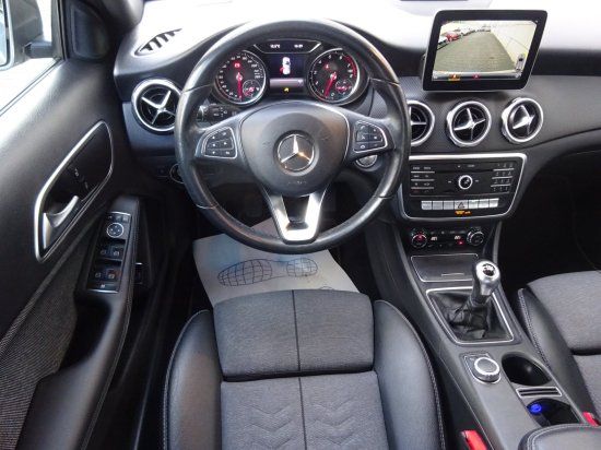 Mercedes-Benz GLA 180 Style