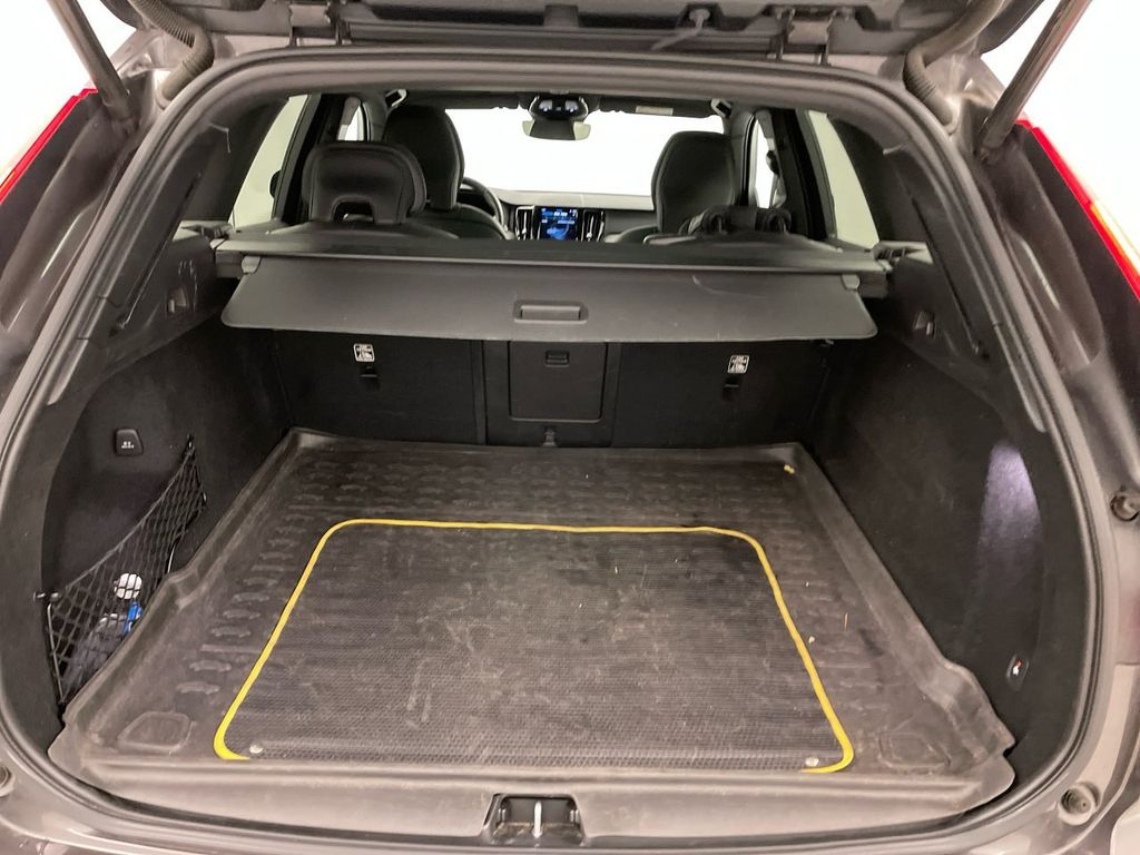 Volvo XC60 B4