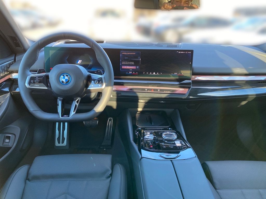 BMW 550e xDrive Limousine M Sport