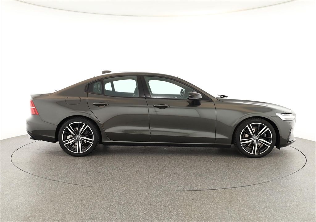 Volvo S60 B4 R-Design