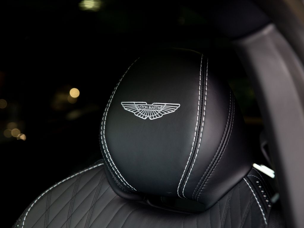 Aston Martin DBX Xenon Grey